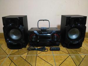 Vendo Equipo de Sonido Panasonic Blutoot