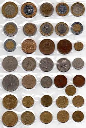 Monedas De Diferentes Paises.. Lote De Tres Docenas.