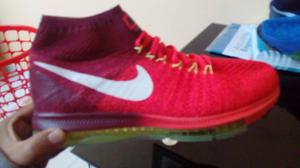 Nike Zoom All Out Talla 8.5 Usa 42 Perú