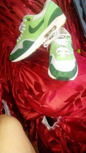Vendo Zapatillas Nike Air