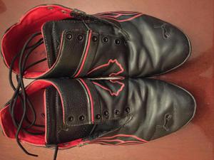 Zapatillas negro con rojo sneakers, Marca Puma Ferrari,