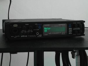 INTERFAZ DE Audio Profesional MOTU MK3 LITE Hibryd. Graba HD