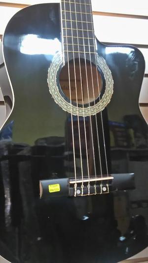 Guitarra Acustica Nueva Y con Funda