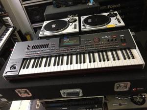 Yamaha MOTIF XS8 88Key Music Synth Workstation / Keyboard /