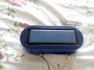 Parlante Bluetooth con Panel Solar ⛅