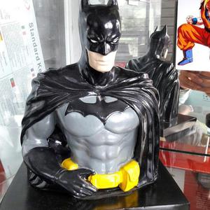 BATMAN ESCULTURA...