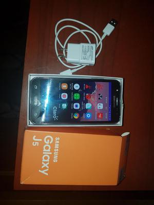 J5 Cargador Original