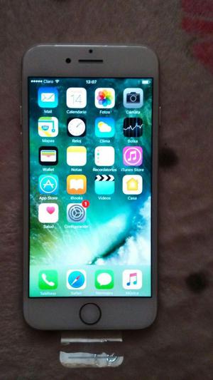 iPhone 7 32GB LIBRE MAS ACCESORIOS NUEVO blanco