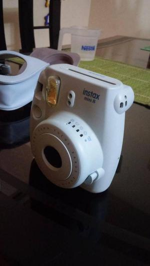 Camara instantanea Instax Mini 8 Fujifilm