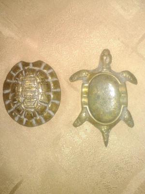 Tortuga cenicero