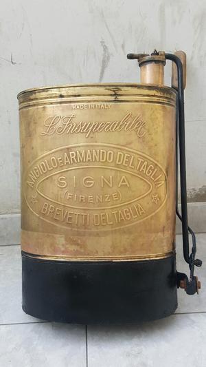 Antiguo Fumigador Sigma de Bronce