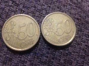 Dos Monedas De 50 Centavos De Euro
