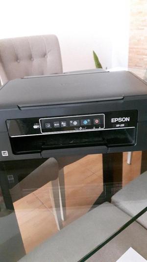 Vendo impresora Epson XP 231 multifuncional inalámbrica