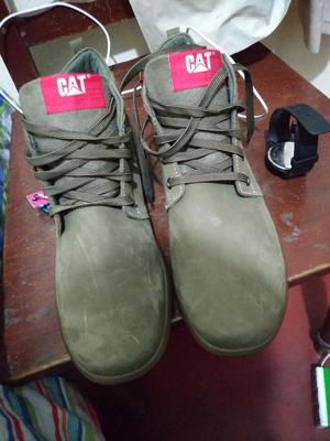 Zapatillas Cat Gamuza Talla 43 Nuevas