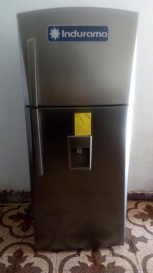 Se Vende Refrigeradora Urb. Naranjal