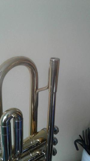 vendo trompeta Kuhnl hoyer made in germany