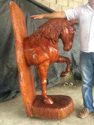 Escultura En Madera Caballo