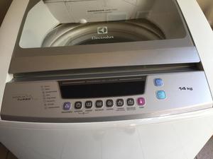 Lavadora ELECTROLUX 14 libras