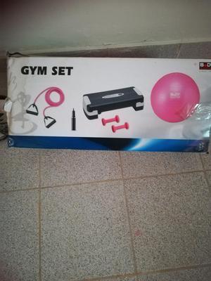 Set Gym, S/100. 
