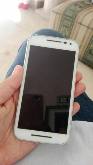 Vendo Cambio Moto G3 Gen 8/10 en Caja