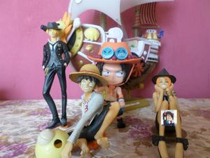 Anime One piece barco thousand sunny figuras