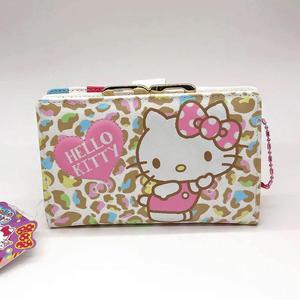 Hello Kitty billetera animal print