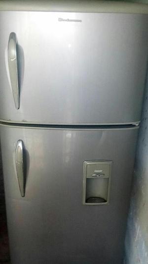 Refrigeradora Indurama Grande Nofrost