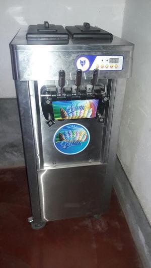 Se Vende Maquina de Helado Cel 