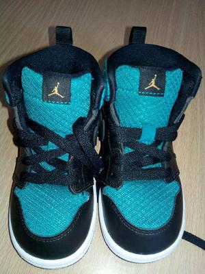 Nike Jordan Botines Niños Talla 23.5