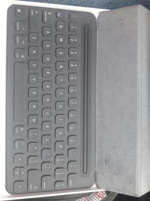 Smart Keyboard