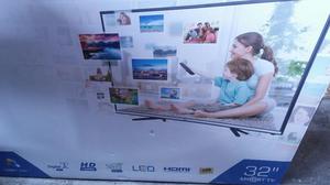 Televisor Smart de 32 Pulgadas en Caja