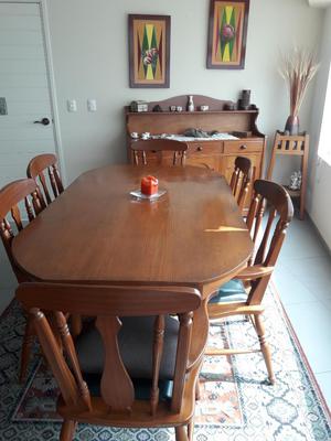 Vendo Comedor de Madera