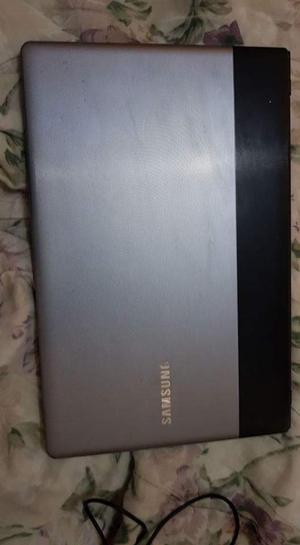 Vendo Laptop Samsung