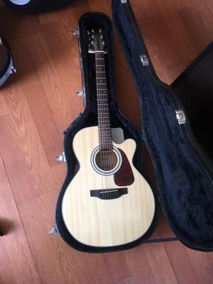 Guitarra Electroacustica Takamine + Case