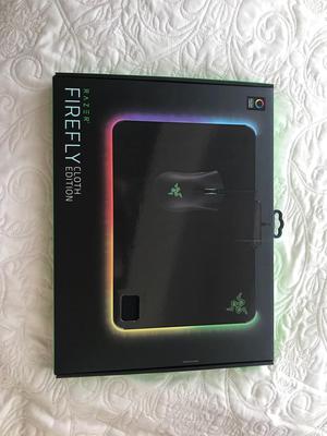 Razer Firefly Cloth Edition mouse pad