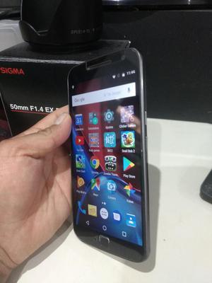 Vendo celular moto G4 plus de 32gb