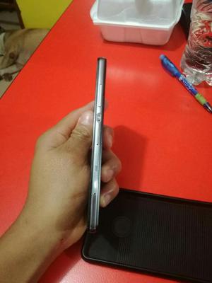 Vendo Celular Huawei P8 en Un Buen Estas