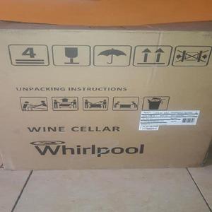 Cava de vino Whirlpool Nuevo en empaque original.