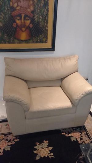 Sofa de cuerina, beige