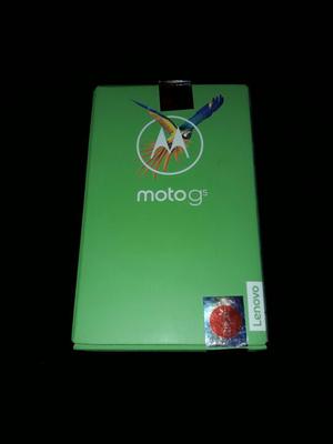 Caja de Celular Motorola G5 con Manuales