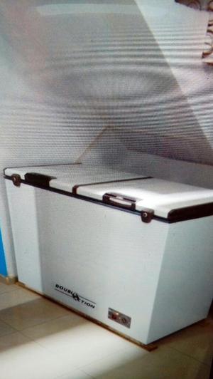 Vendo Congeladora Coldex con Dos Puertas