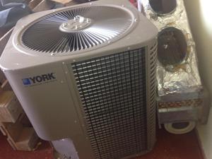 Aire acondicionado YORK  Btu/h y Coil fan