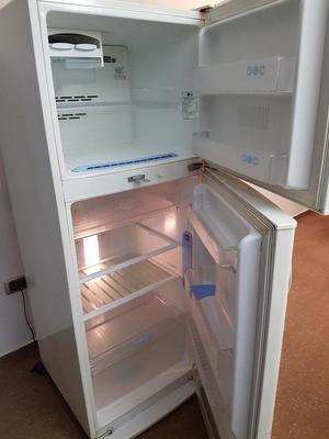 Refrigerador 350litros