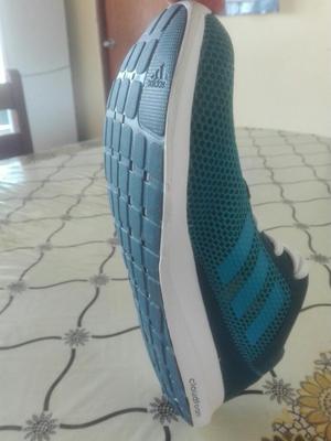 Vendo Zapatilla Adidas Talla 40