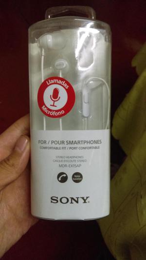 Auriculares con Micrófono Sony