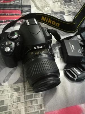 Nikon D40 Como Nueva con Lente
