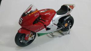 Moto Escala Ducati 1:12, Marca Altaya