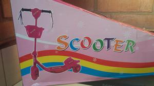 Scooter para niña, 3 ruedas, con canastilla, color fucsia