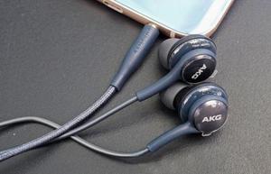 EarBuds AKG S8
