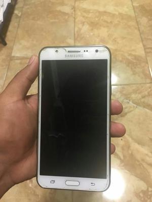 Samsung J7